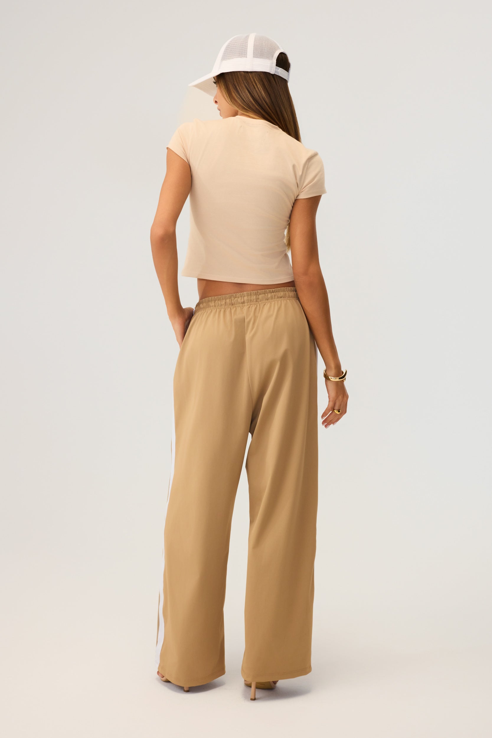 Essential Baby Tee Sand - Eco-Certified