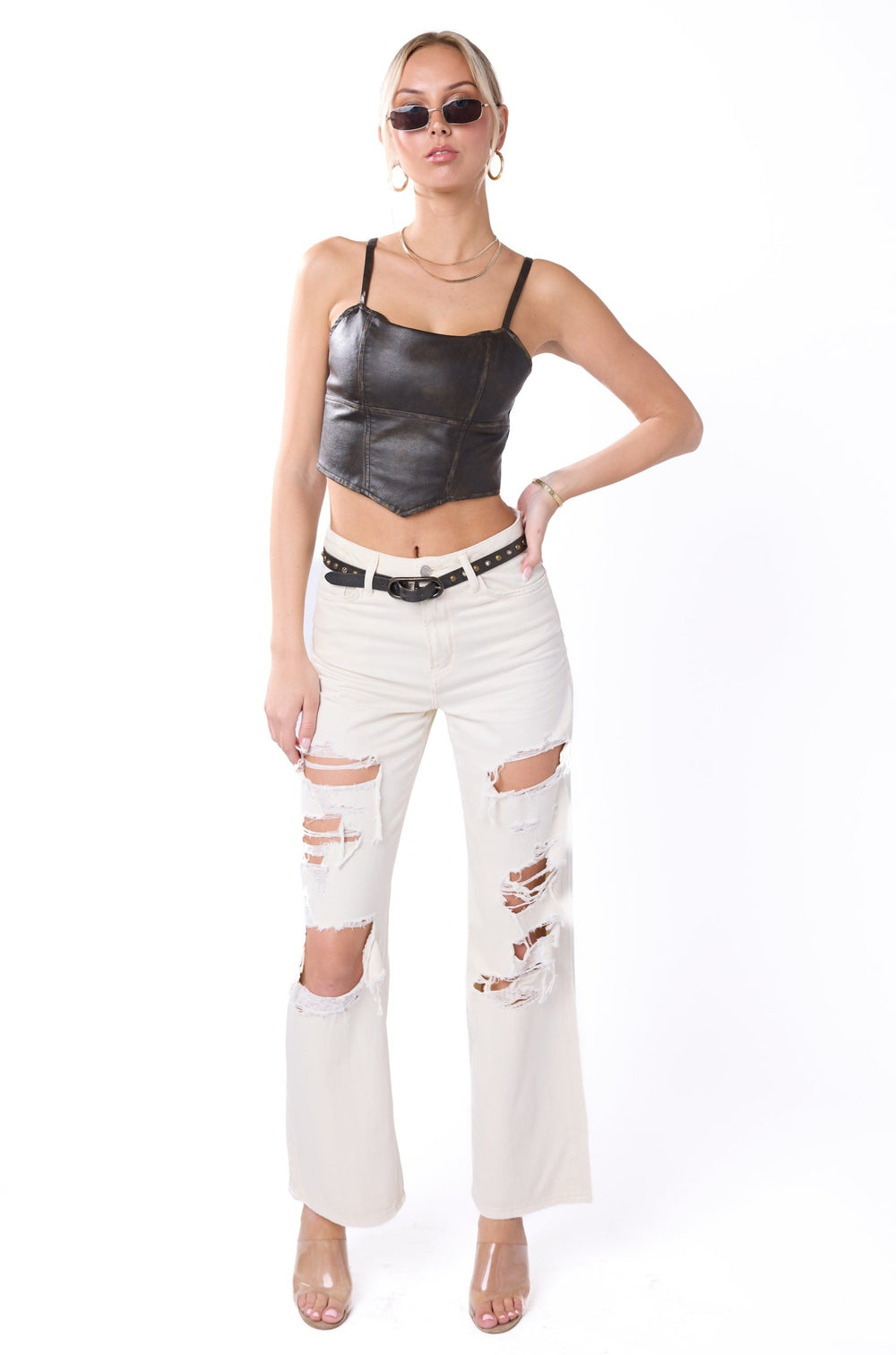 Vervet Relaxed Fit Distressed Jeans