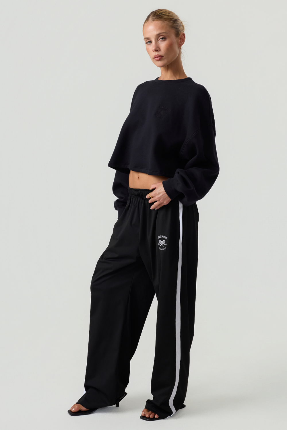 Melrose Social Club Cropped Sweatshirt Black Eco-Certified