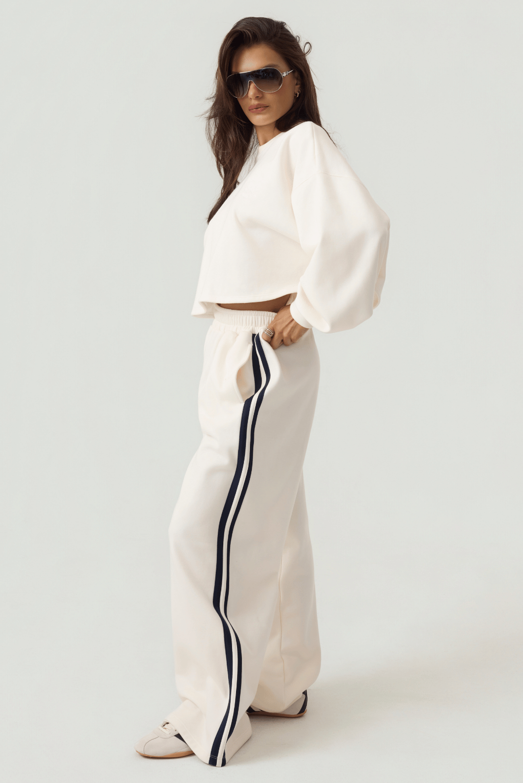 Melrose Social Club Cropped Sweatshirt Ivory Eco-Certified