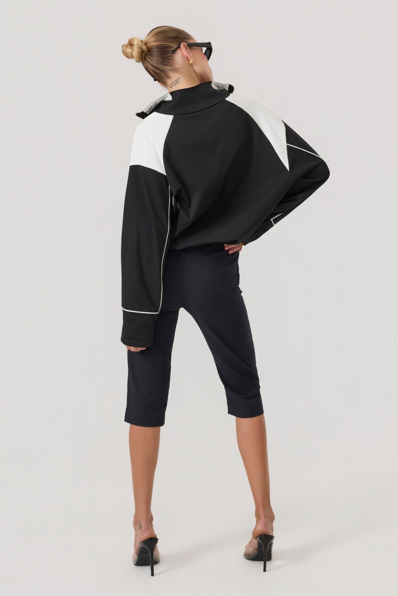 HYPEACH Capri Pants Black - Eco-Certified