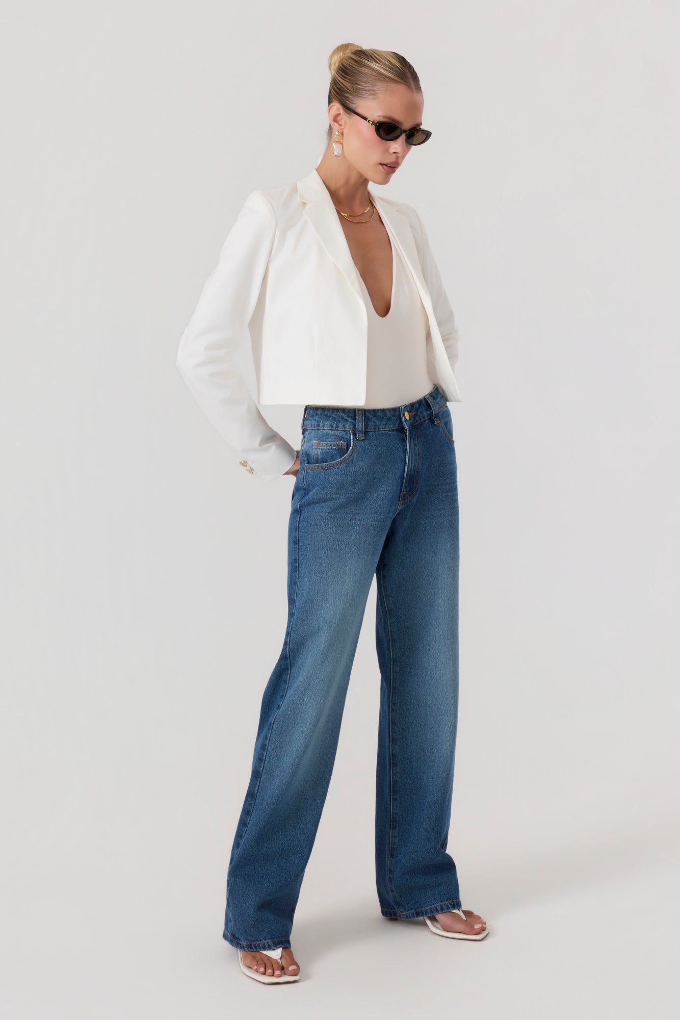 Capri Cropped Blazer White - Eco-Certified