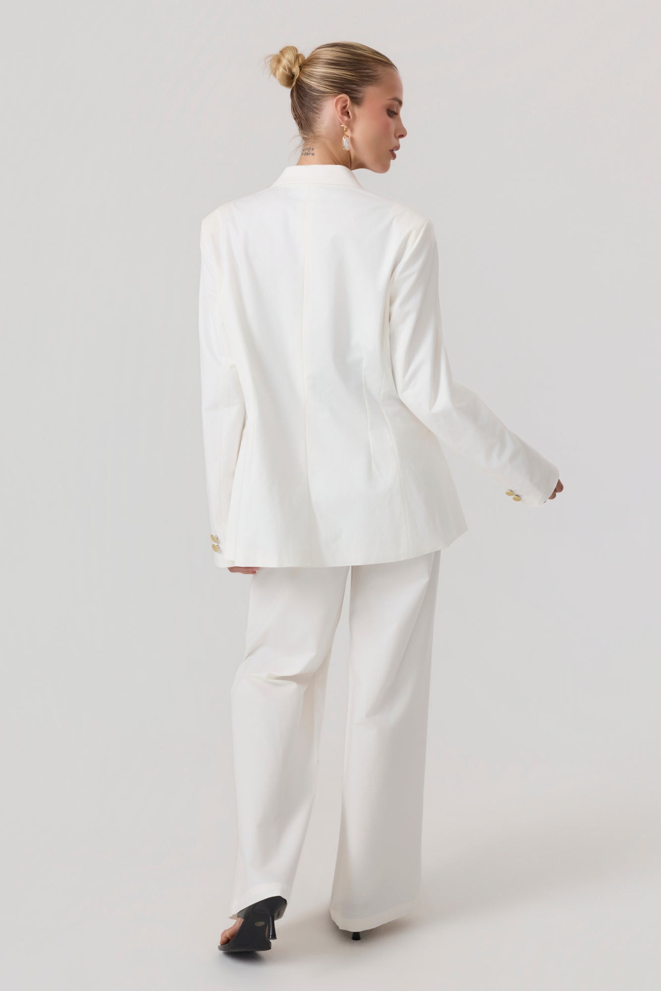 Milan Oversized Blazer White - Eco-Certified