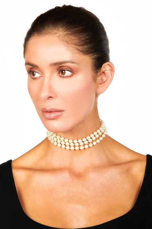 Long Strand Necklace with Pearls and Gold Beads Accessories HYPEACH BOUTIQUE 
